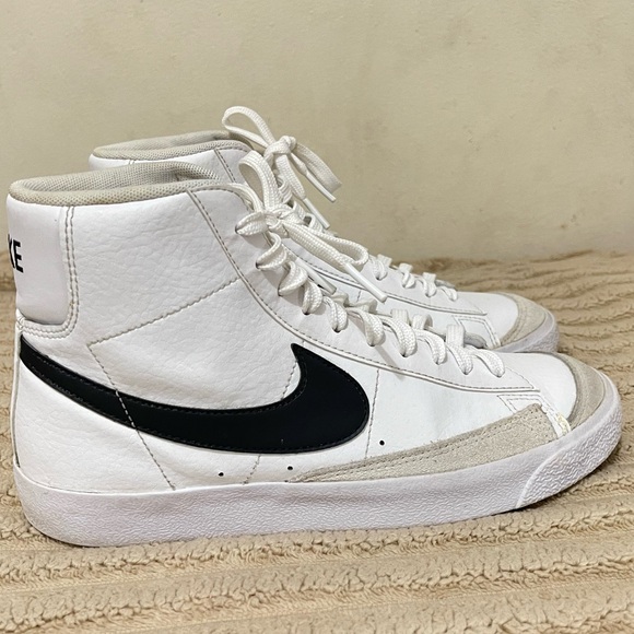Nike Blazer Mid '77 Vintage- Size 7Y - Picture 1 of 7